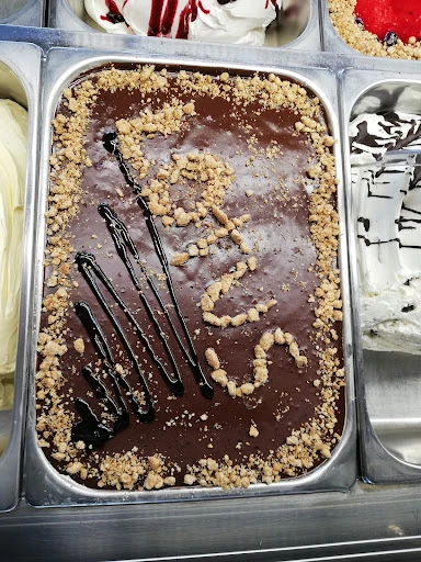 dolce vita eis und pizza  photo 5